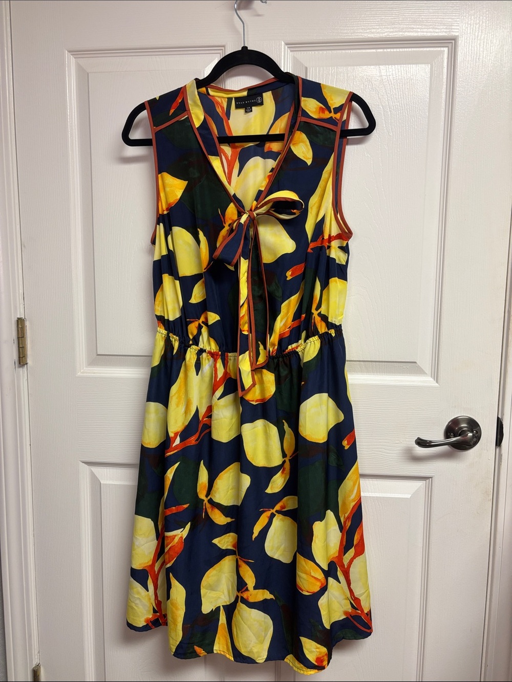 Ryan Wythe size 12 Sleeveless Navy Midi Dress with Yellow Lemon Print w/tie